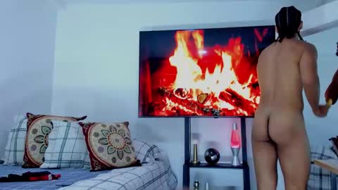 Snapshot of david_johnson372 chatting on February 2026 12:29:02 AM Hey im David that loves to explore and speak their fantasies. Very open talktative and nice. Feel free to chat with me online show from February 2026 12:29:02 AM