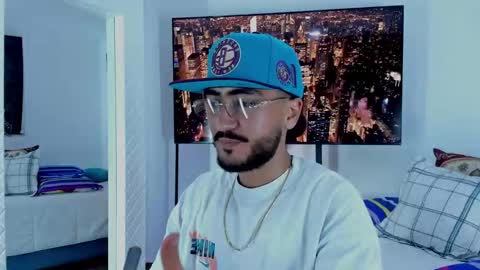 Hey im David that loves to explore and speak their fantasies. Very open talktative and nice. Feel free to chat with me online show from March 2026 02:04:02 AM