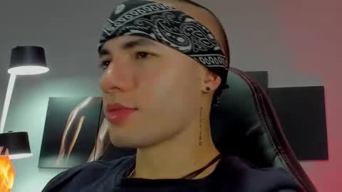 Snapshot of david_jons7 chatting on February 2025 08:31:01 PM David Jons online show from February 2025 08:31:01 PM