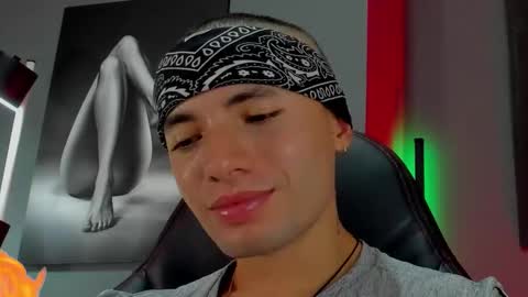 Snapshot of david_jons7 chatting on October 2025 11:59:02 PM David Jons online show from October 2025 11:59:02 PM