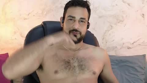 JF oliveira online show from October 2025 01:19:01 PM