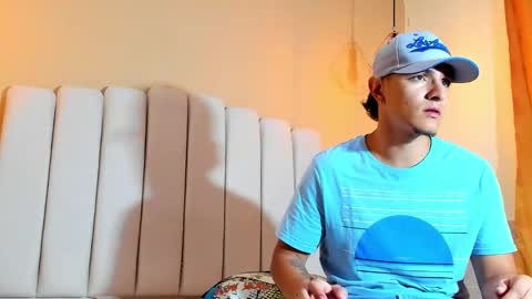 Snapshot of david_victoriaa chatting on January 2025 12:20:02 PM david_victoriaa online show from January 2025 12:20:02 PM