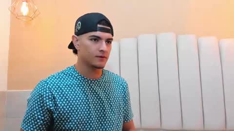 Snapshot of david_victoriaa chatting on February 2025 01:13:02 PM david_victoriaa online show from February 2025 01:13:02 PM