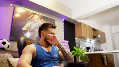 Snapshot of davidd_blake chatting on October 2025 05:42:02 AM David Blakee online show from October 2025 05:42:02 AM