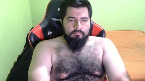Snapshot of daviddelz chatting on April 2026 05:44:02 AM David online show from April 2026 05:44:02 AM