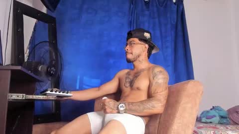 Davide online show from October 2025 07:16:02 PM