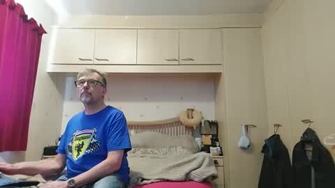 davidjmarshall46 online show from April 2026 10:54:02 AM
