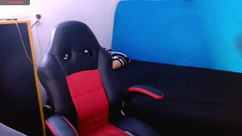 davidsalazar33 online show from March 2026 06:14:02 PM