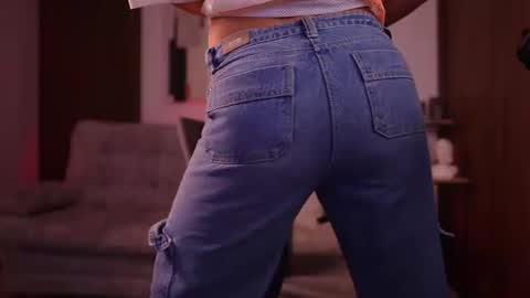 Davies brown    schedule 12pm to 5pm col time online show from December 2025 08:27:01 PM