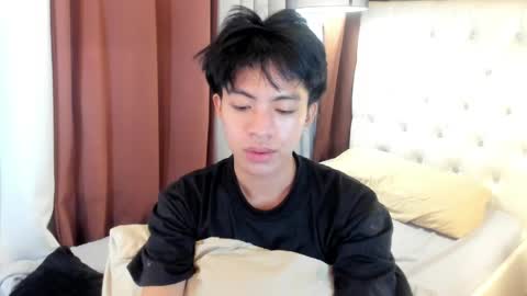 Snapshot of davincihugecock chatting on May 2026 10:48:01 PM daniel online show from May 2026 10:48:01 PM