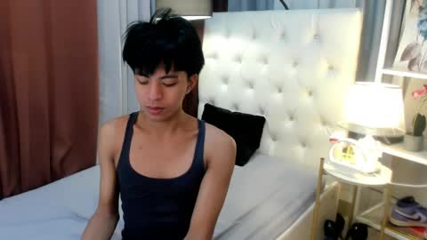 Snapshot of davincihugecock chatting on May 2026 06:35:01 PM daniel online show from May 2026 06:35:01 PM