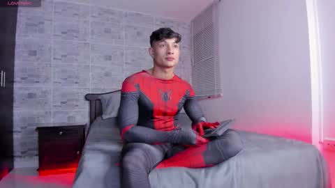 davis online show from October 2025 02:23:02 AM