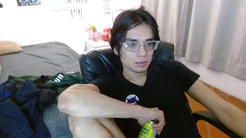 davoxer online show from September 2025 02:37:01 AM