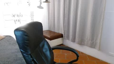 davoxer online show from October 2025 03:01:02 AM