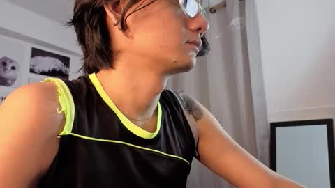 davoxer online show from December 2025 03:57:01 AM