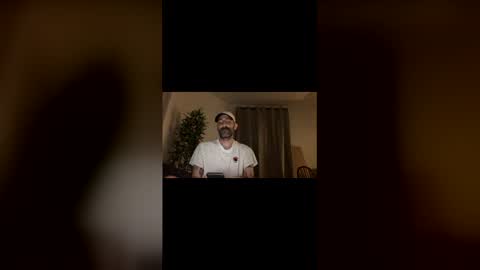 Snapshot of davydavy88 chatting on May 2026 02:07:02 AM davydavy88 online show from May 2026 02:07:02 AM