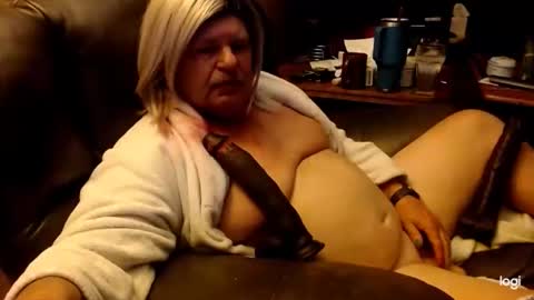 dawndoesall online show from November 2025 04:35:02 AM