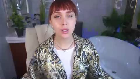 Snapshot of dawngwin chatting on July 2026 07:06:02 AM DawnGwin Sasha online show from July 2026 07:06:02 AM