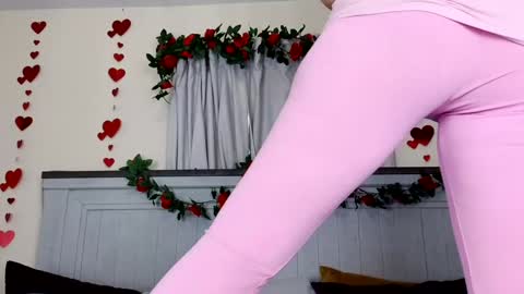 Dawn Willow online show from April 2026 08:46:01 PM