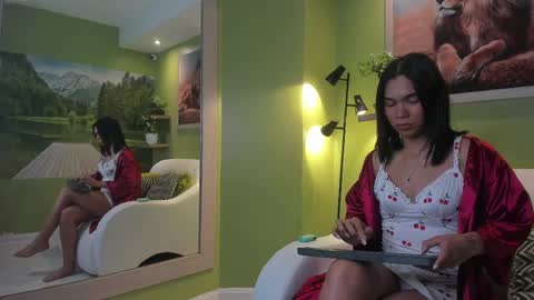 dayan_torres online show from April 2026 07:22:01 PM