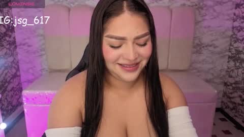 Snapshot of dayan_v_ chatting on November 2025 08:10:01 PM Hi Stream 1500 to 2100 online show from November 2025 08:10:01 PM