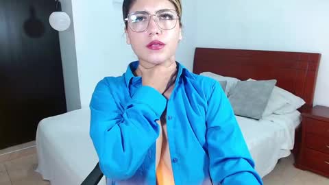 dayana online show from February 2025 09:37:01 AM