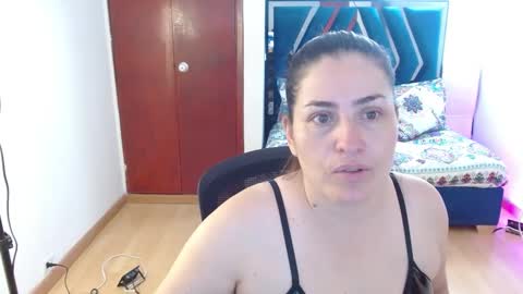 dayanhank online show from October 2025 05:56:01 PM