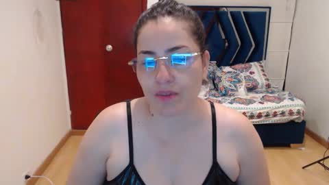 dayanhank online show from October 2025 10:27:01 AM