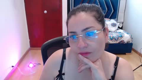 dayanhank online show from October 2025 01:00:01 PM