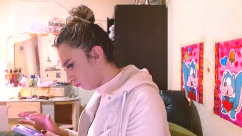 dayanna_01_ online show from April 2026 01:45:02 PM