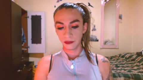 dayanna_01_ online show from May 2026 05:31:02 PM
