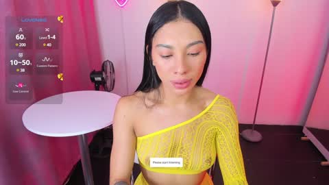 I am Dayanna  tecca online show from December 2024 11:00:01 PM