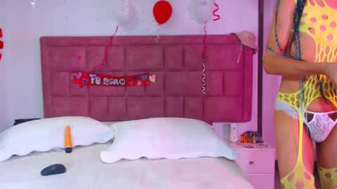 dayannaxxo online show from February 2025 12:14:01 AM