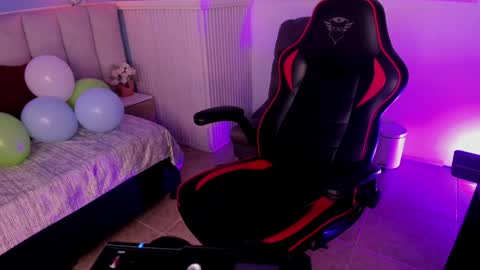 dayanne7 online show from December 2024 03:21:02 PM