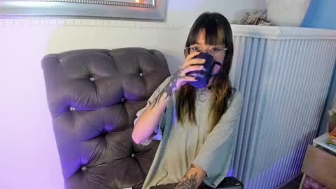 dayanne7 online show from December 2024 05:40:02 AM