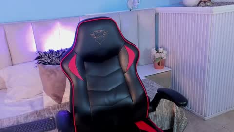 dayanne7 online show from February 2025 02:05:01 PM