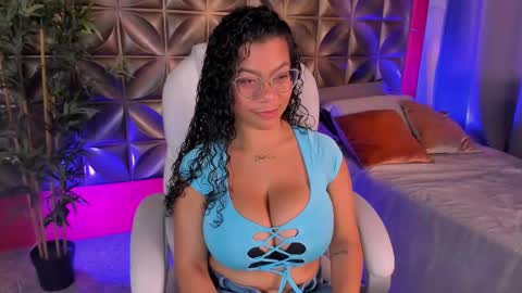Snapshot of dayanne_campbelll chatting on September 2025 10:20:01 PM Dayanne online show from September 2025 10:20:01 PM
