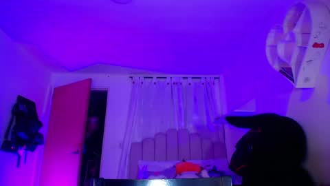  Dayis  online show from April 2026 02:05:02 AM