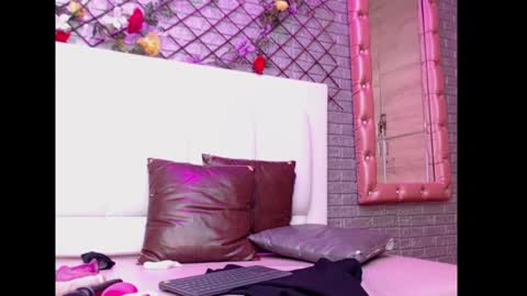 Dayse  online show from January 2025 03:44:01 PM