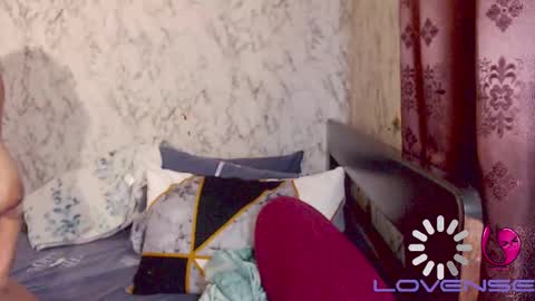 daze2love online show from January 2025 12:39:01 AM