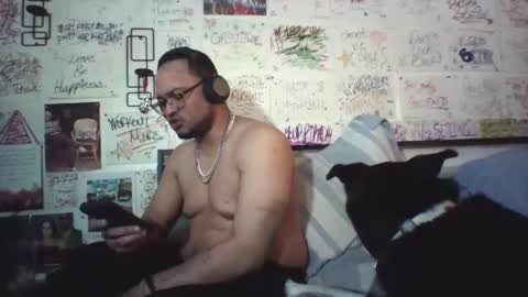 dbeamon92 online show from April 2026 10:37:02 PM