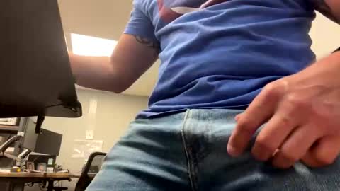 Snapshot of dblum75 chatting on April 2026 10:35:02 AM dblum75 online show from April 2026 10:35:02 AM