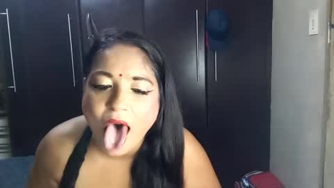 dbnpoizn online show from February 2025 06:56:01 PM