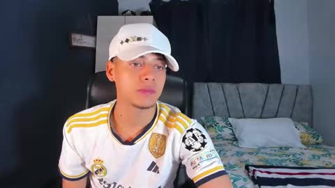 dcollins_ online show from October 2025 01:28:01 AM