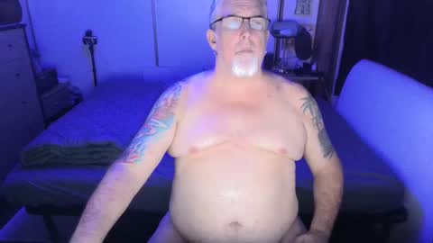 Snapshot of dcoop7869 chatting on September 2025 05:50:01 AM B online show from September 2025 05:50:01 AM