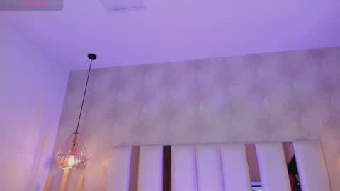 dea_athenea online show from September 2025 08:09:01 PM