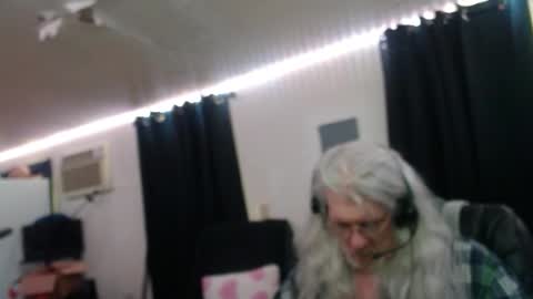 deaconoddeye online show from December 2025 06:46:02 PM