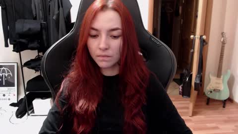 Snapshot of dead_girll chatting on December 2024 09:16:01 PM freak online show from December 2024 09:16:01 PM