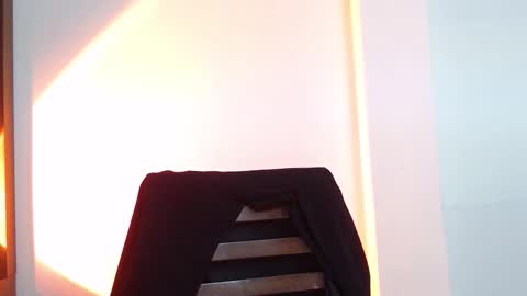 freak online show from October 2025 09:56:01 PM