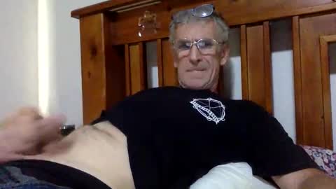 deanofflove2210 online show from February 2025 07:20:01 AM